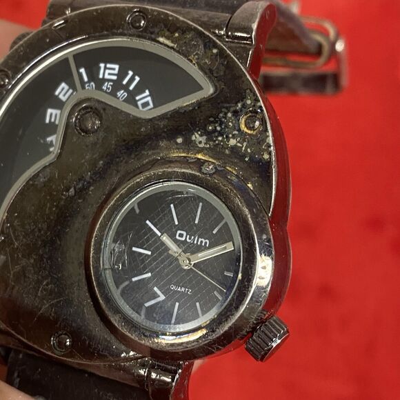 OULM Watch 9591 Dual Time Dials Military Quartz Black Face Needs Repairs/Battery - Picture 8 of 15